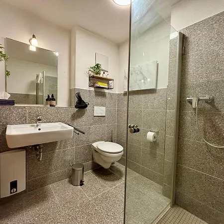 Ruhiges City-zuhause Im Herzen Von Апартаменты *