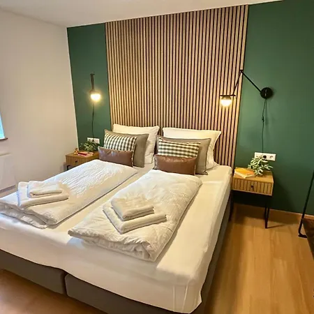 Апартаменты Ruhiges City-zuhause Im Herzen Von Бад-Заульгау