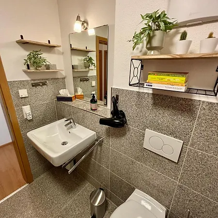 Апартаменты Ruhiges City-zuhause Im Herzen Von Бад-Заульгау